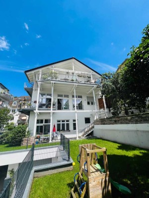 Großzügige, moderne 4-Zimmer-Wohnung in Zentrumsnähe mit grossem Balkon