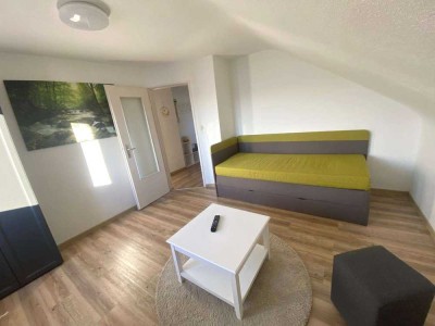 2 Zi.-DG-Wohnung in guter Lage in Muggensturm zu vermieten