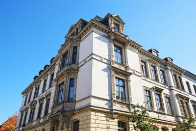 DG-Traum in Toplage am Schwanenteich mit EBK. Glasfaseranschluss