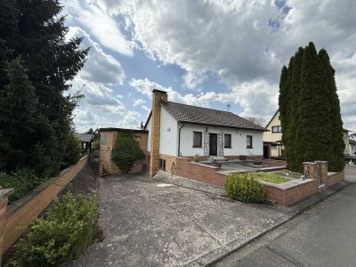 Einfamilienhaus mit Garten, Schwimmbad und viel Lebensqualität