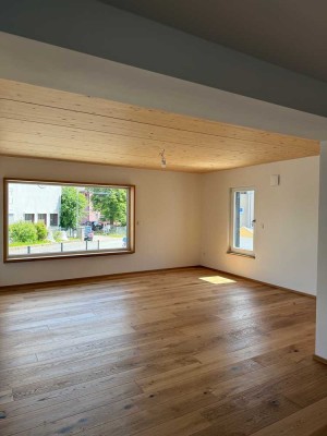 Komplett modernisierte Erdgeschosswohnung mit zeitgemäßem Wohnkomfort