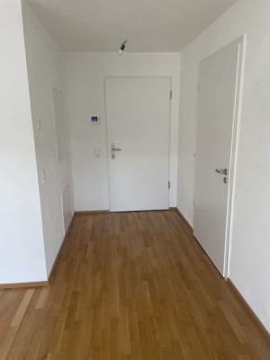 Exklusive, neuwertige 2-Zimmer-Wohnung mit Balkon  (befristet für 10 Monate zu vermieten))