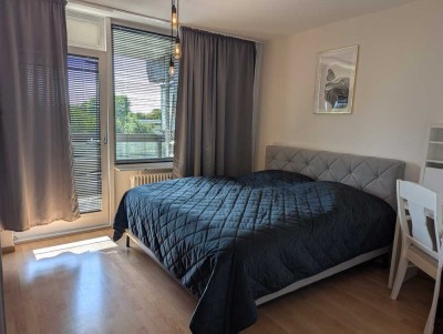 Stilvoll voll möblierte helle 2-Zimmer Wohnung in Toplage Köln - All in Miete