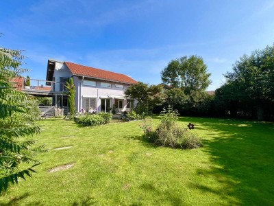 TRAUMHAFTES EINFAMILIENHAUS ! MIT MODERNEM GRUNDRISS UND ENERGIEEFFIZIENTER TECHNIK