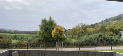 Traumhafte 4ZKB, Gäste-WC, Abstellraum, Keller, Südbalkon, ca. 121 m², ruhige, exkl. Lage, Fußbodenh