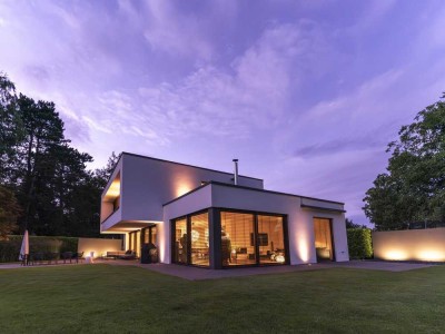 Villa im Düsseldorfer Speckgürtel: A - Effizienz, PV (2024), 286 m² Wfl., 1.038 m² Grundstück