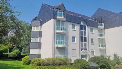 Elegante Zwei-Zimmer-Wohnung mit Gartenterrasse in ruhiger und grüner Höhenlage von Bad Godesberg