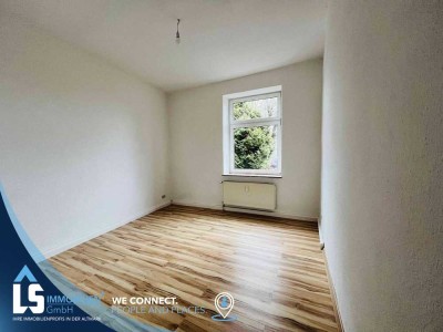 Großzügig, zentrumsnah, mit Balkon!