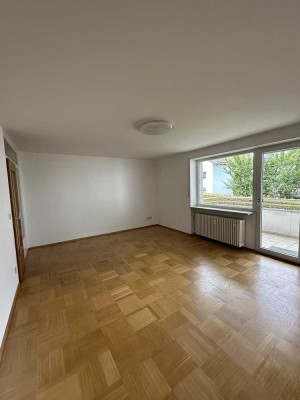 Schöne 4-Zimmer-Wohnung mit Balkon in Dorfen