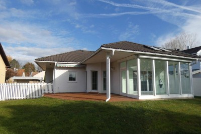 TOP GEPFLEGTER BUNGALOW IN SEENÄHE