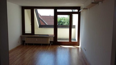 Schöne, geräumige zwei Zimmer Wohnung in Nürnberg, St. Jobst