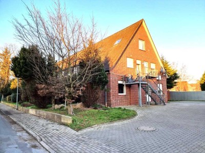 Großzügige Dachgeschosswohnung zu vermieten