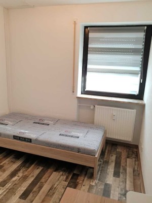 Sehr kleines 1-Zimmer-Appartment im Erdgeschoss