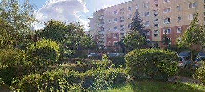 kleine 2-Zimmer Single-Wohnung mit Balkon in Berlin Neu-Hohenschönhausen