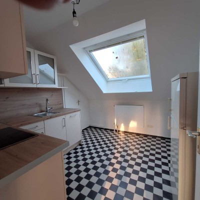 Erstbezug nach Modernisierung 3-Zimmer Wohnung mit 2 Balkonen in Kiel-Suchsdorf