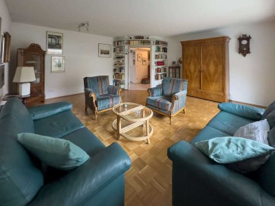 Attraktive 3-Zimmer-Wohnung mit Außenstellplatz in ruhiger Lage von Nieder-Eschbach
