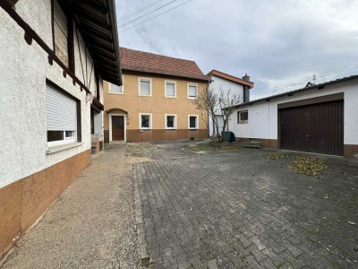 Preiswertes 6-Raum-Mehrfamilienhaus in Hüffelsheim