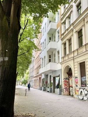 Sonniger Rückzugsort am Görlitzer Park – 2 Zimmer möglich - Balkon und Einbauküche