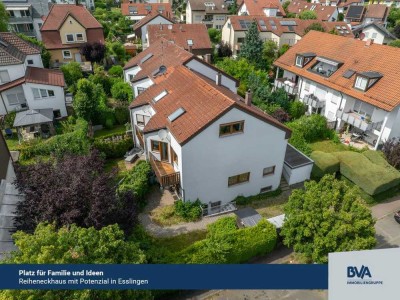 Platz für Familie und Ideen.
Reiheneckhaus mit Potential