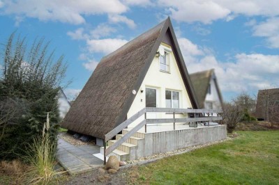 Urlaubsträume auf Rügen: Gepflegte Finnhütte mit Garten in Mönchgut