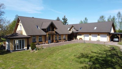 Wohnen, wo andere Urlaub machen – Traumhaus am Kummerower See