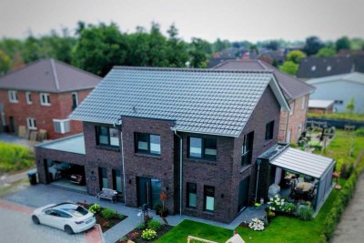 Neubau Stadtvilla / Einfamilienhaus mit geh. Innenausstattung in Leer (Ostfriesland)