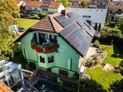 Einzigartiges Mehrfamilienhaus im ruhigen Wohngebiet