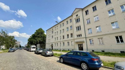 TOP! Modernes Wohnen mit Gartenidylle – hochwertig sanierte 2-Zimmer-Wohnung im Leipziger Westen