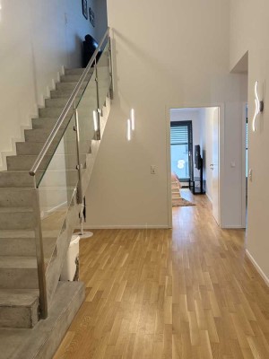 Moderne 3,5-Zimmer-Duplexwohnung mit Einbauküche und Balkon