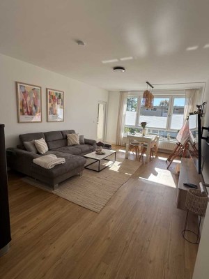 Moderne 3-Zimmer-Wohnung mit Balkon im Grünen