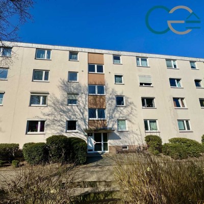 Helle 3-Zimmer-Dachgeschosswohnung mit Balkon & Stellplatz in zentraler Lage von Brinkum!