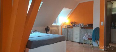 1 Zimmer- Kapitalanlage mit stabilem Mietertrag und Außenstellplatz