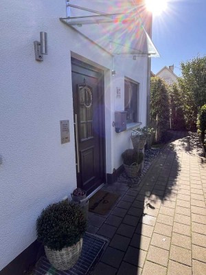 Attraktives 6-Zimmer-Reiheneckhaus mit gehobener Innenausstattung in Affalterbach