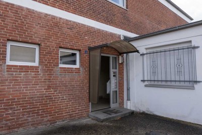 Sehr gepflegte 3-Zimmer-Wohnung mit Einbauküche, Balkon und Garage in Salzgitter- Gebhardshagen