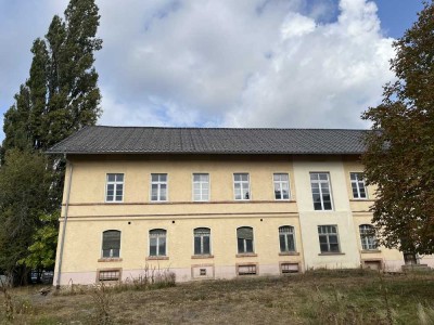 Herrenhaus mit Denkmalschutz und Baugenehmigung