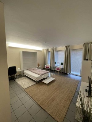 Schöne 2-Zimmer Wohnung in Düsseldorfer Altstadt nähe Carlsplatz