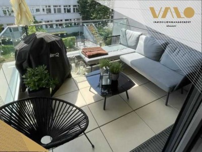 Lage und Wohnung sind top - schicke 3-Zimmer-Whg. im 3.OG mit Einbauküche und Balkon im Westend