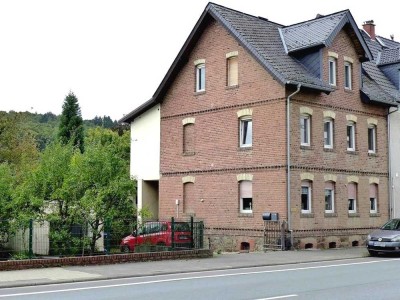 Zweifamilienhaus in zentraler Lage