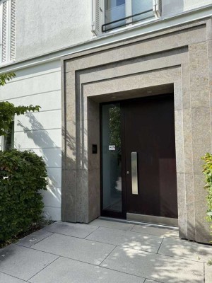 Neuhausen-Nymphenburg - Exklusive 2-Zimmerwohnung in Pandion Gardens