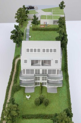 Exklusive 3,5-Raum-DG-Wohnung mit toller, sonniger Aussicht komplett ausgestattett