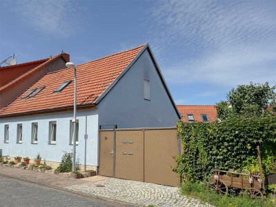 Energieeffizienter Dreiseitenhof mit 4 Wohneinheiten - Ideal für Mehrgenerationenwohnen