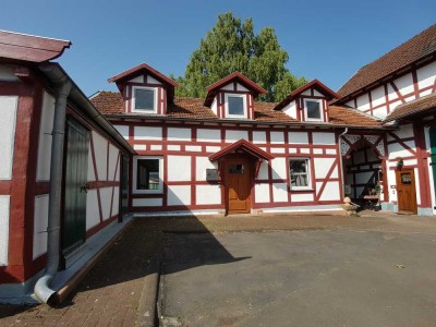 Kleines Einfamilienhaus mit EBK, Pkw-Stellplatz und Freisitz in Mücke/Ruppertenrod