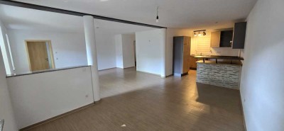 Attraktive 2,5-Zimmer-EG-Wohnung mit gehobener Innenausstattung in Rastatt