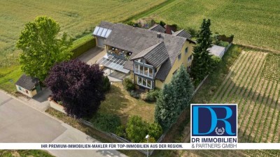 ZFH mit Pool und Salzgrotte auf großem Grundstück