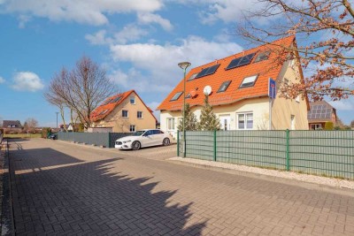 Raum für Ihre Zukunft: DHH in familienfreundlicher Lage!