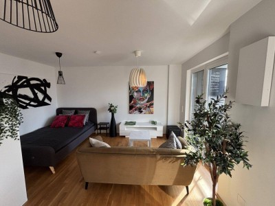 KOFFER auspacken und WOHLFÜHLEN - VOLLMÖBLIERTE MICROFLAT im 5. OIG