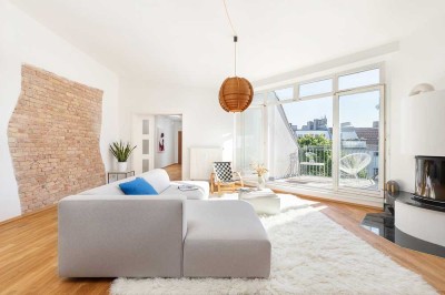 Dunckerstraße, Helmholtzkiez: Lichtdurchflutete 5-Zimmer DG-Wohnung, Aufzug, 2 Terrassen, 2 Kamine