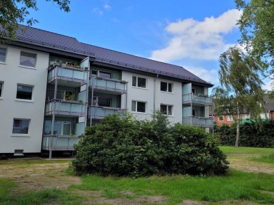 Freundliche, helle 2,5 Zimmer-Wohnung mit großzügigem Balkon
