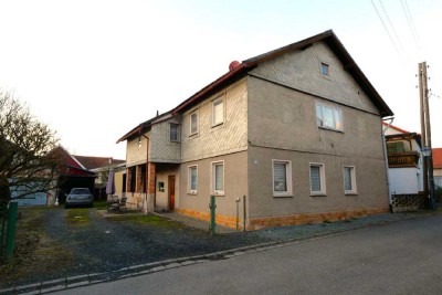Neuer Preis! Ehemaliges Bauernhaus in Bachfeld - ideal für handwerklich Begabte!