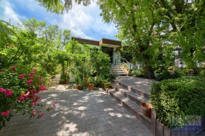 detached bungalow in nature protected area for nature lovers